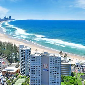 https://burleigh-beach-tower.queenslandhotels.net